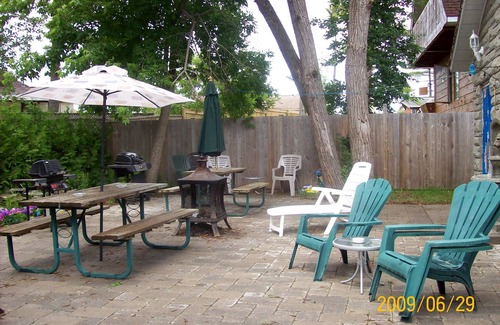 Wasaga Beach Casa | Whole Building Suites of Wasaga Beach 2