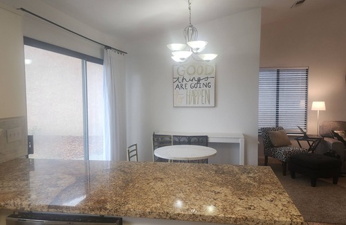 Visalia Casa | Whole Home- 3 Bedroom - 2 Bath- Quiet neighborhood with secure courtyard