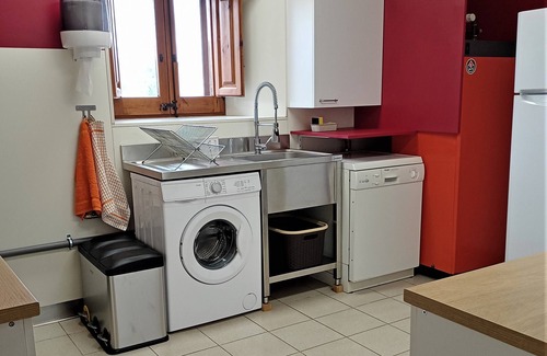 Pinell de Solsones Villa | Masia Rovira Alquiler íntegro, 5 habitaciones con baño (12 a 16 pax)