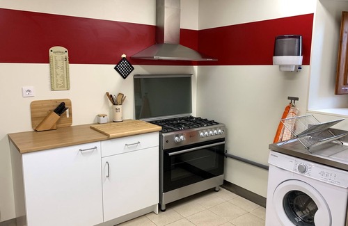 Pinell de Solsones Villa | Masia Rovira Alquiler íntegro, 5 habitaciones con baño (12 a 16 pax)