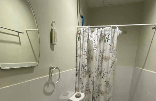 Minglanilla Casa | Whole house & Free parking in a safe neighborhood nearby malls and main highway