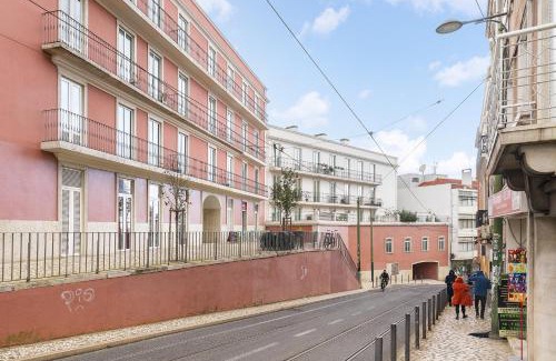 Alfama Apartamento | WHome Lisbon Skyline Penthouse Luxury Living View, AC & Elevator