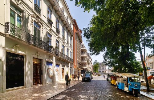 Sao Jose Apartamento | WHome Timeless Design Meets Central Convenience
