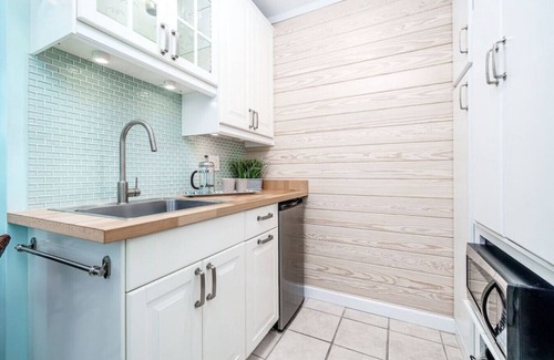 Morehead City Condominio | Why Knot Getaway…Rooftop with WaterView! Unit E