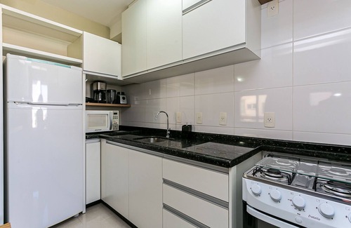 Ingleses Norte Apartamento | WI-FI 200MB | 400m from Ingleses Beach #IA10
