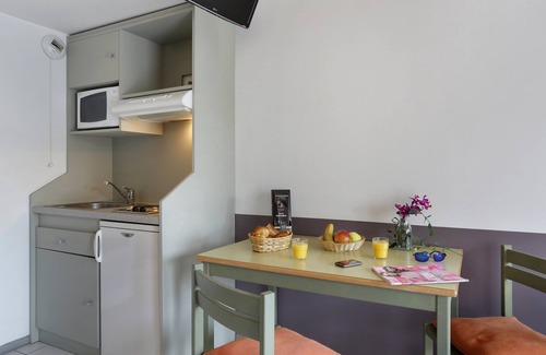 Merville Apartamento | Estudio Mezzanine Près de Toulouse | Wi-Fi Gratuit + Estacionamiento