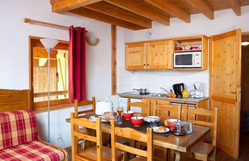 Saint-Sorlin-d'Arves Apartamento | Wifi, fitness, piscina, terraza, balcón, parking, 40-45m², Saint Sorlin d'Arves