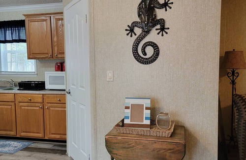 Henrico Casa | WiFi & Dog Friendly ~ Lake Gaston