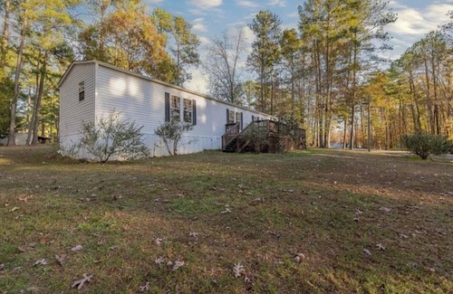 Henrico Casa | WiFi & Dog Friendly ~ Lake Gaston