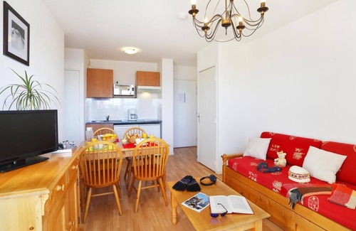 Font-Romeu-Odeillo-Via Apartamento | Wifi, fitness, piscina, terraza, parking, local para esquís, 40m², Font Romeu