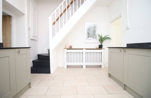 Roath Casa | WiFi | Parking | 4 Guests
