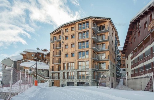 Tignes le Lac Apartamento | Wifi, centro estación, 4.o piso, piscina, sauna, hammam, balcón, tv, local para esquís, 115m²