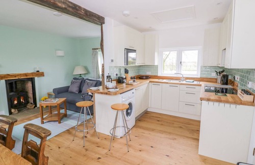 Napton-on-the-Hill Cabaña | WIGRAMS CANALSIDE COTTAGE en Napton-On-The-Hill, Ref 996499