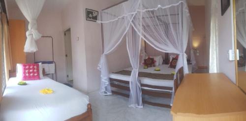 Fort Galle Casa | Wijenayake's - Beach Haven Guest House - Galle Fort