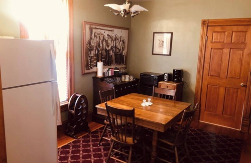 Deadwood Cabaña | Wild Bill Cottage at First Deadwood Cottages