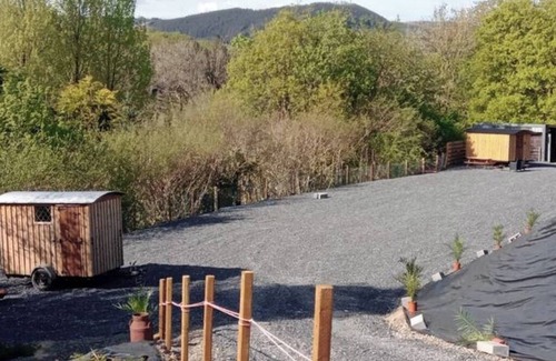 Llandovery Alquiler De RV | Wild CampingGH