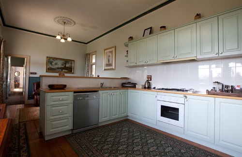 Seville Apartamento | Wild Cattle Creek Estate