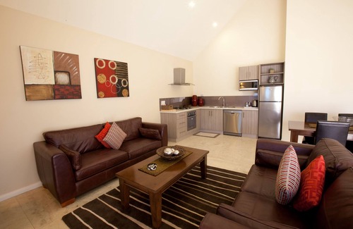 Seville Apartamento | Wild Cattle Creek Estate