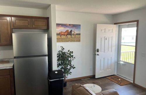 Belfield Cabina | Wild Horse Cabin - Near T.R.N.P.