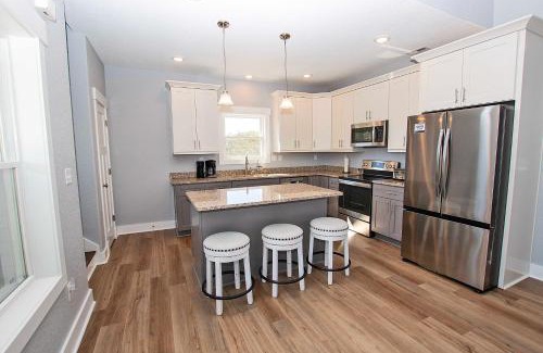 Carova Beach Casa | WILD HORSES! Secluded, 4-wheel drive, family get-away, 4x2190, Just Beachy