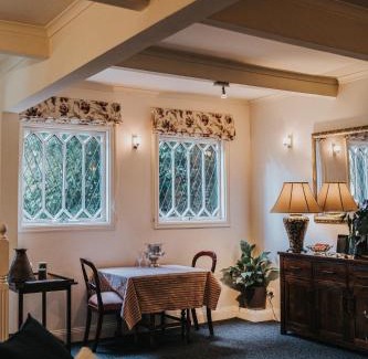 Olinda Casa | Wild Orchid Olinda Private Luxury Cottage