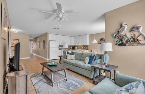Cape May - Wildwood Condominio | Wild Pearl - 3br/2ba - Parking - HEATED POOL, North Wildwood, NJ