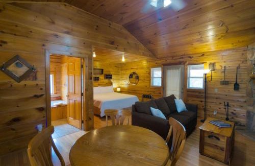 Eureka Springs Casa | Wild Plum Cabin No.1