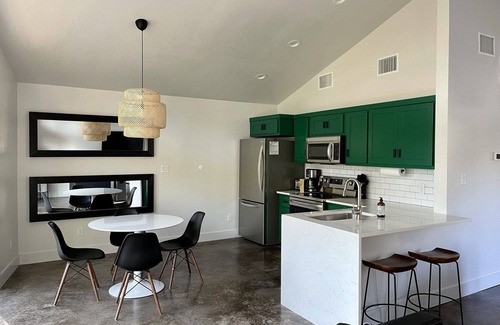 Wimberley Casa | Wildbird Modern Cabin