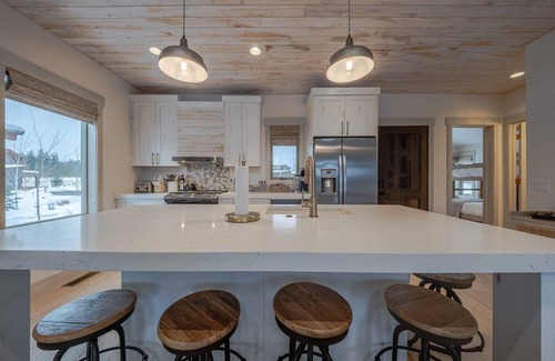 Eureka Casa | Wilderness Club Golfer's Cottage w/ Hot Tub!