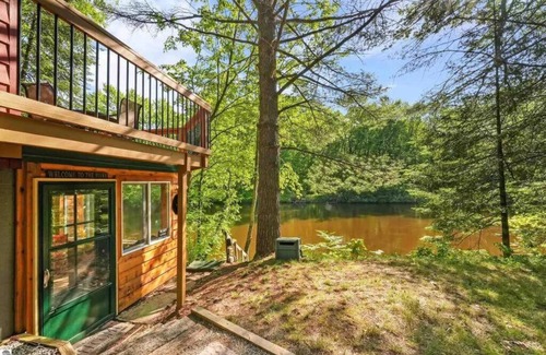Evart Casa | Wildlife Haven Retreat