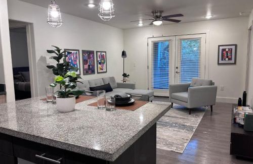 Brownsville Apartamento | Wildrose Villas Apt 522