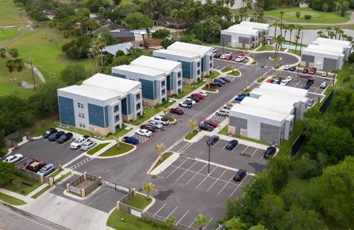 Brownsville Apartamento | Wildrose Villas