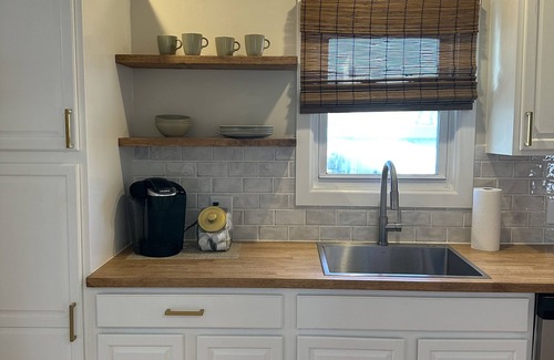 Wildwood Casa | Wildwood Coastal Cottage [walking distance to restaurants]