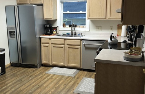 Macon Cabina | Wildwood Family Fun Lake Cabin