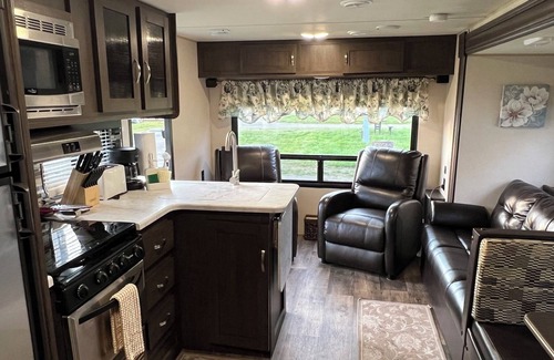 Klamath Apartamento | Wildwood glamping rv - Site #72