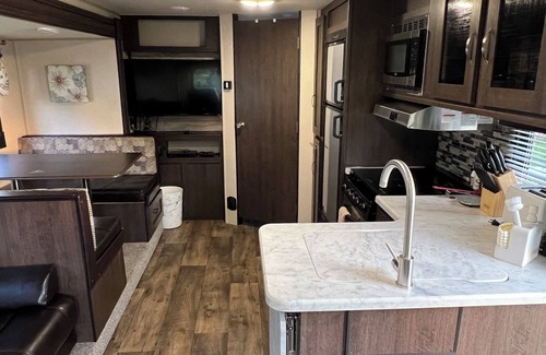 Klamath Apartamento | Wildwood glamping rv - Site #72
