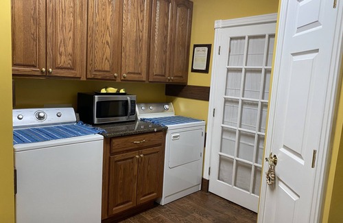 Upper Grand Lagoon Apartamento | Wiley Ranch on the Beach - Private studio just minutes from the beach. Sleeps 4