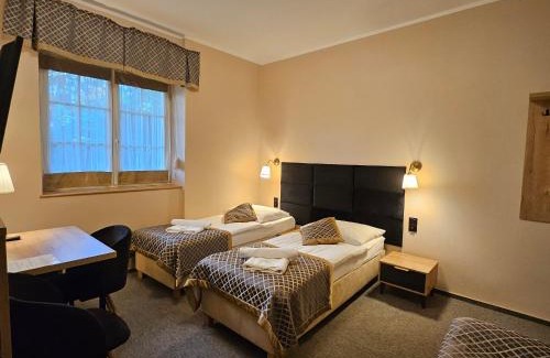 Klodzko Miasto Cama Y Desayuno | Willa Kłodzko-Zacisze - sauna, siłownia, komnata solna, parking