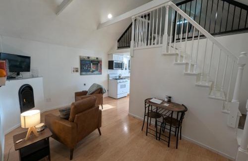 Northeast Neighbors Apartamento | Willamette Cottage