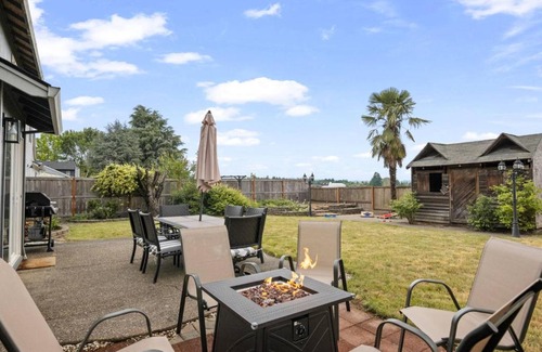 Dundee Casa | Willamette Vintage