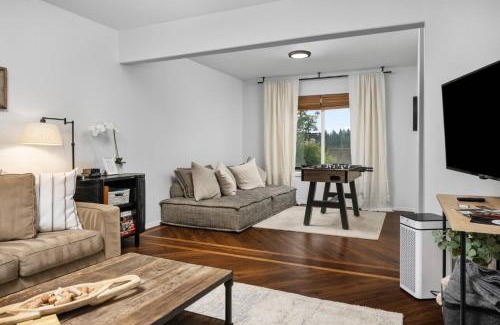 Dundee Casa | Willamette Vintage
