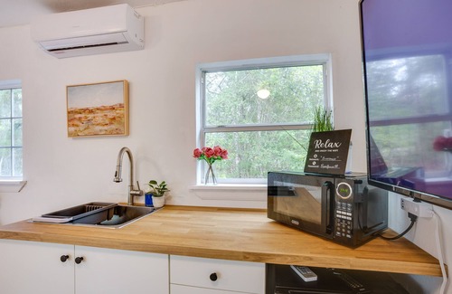Willis Cabina | Willis Cabin on 6 Acres - Close to the Lake!