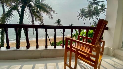 Kannur Casa | Willo Stays On the beach Sea view Ocean Hues holiday home
