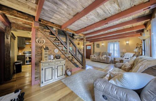 Swengel Casa | Willow Brook Getaway Hot Tub, Deck in Mifflinburg