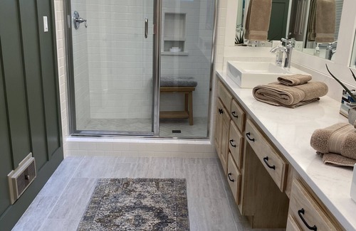Bass Lake Cabina | Lakefront Home w / dock 6-Bdrm 4-Bth Sleeps 17 - Parque Nacional de Yosemite19 millas