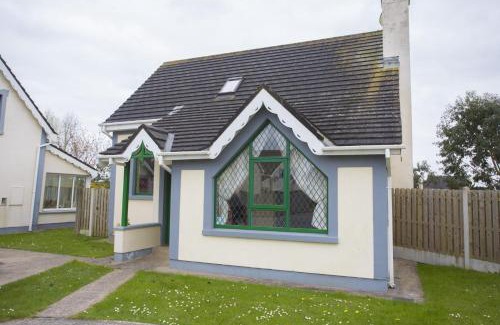 Rosslare Casa | Willow Grove Holiday Homes No 4 by Trident Holiday Homes