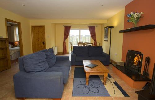 Rosslare Casa | Willow Grove Holiday Homes No 4 by Trident Holiday Homes