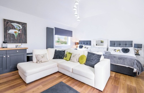 Limavady Casa | Willow House & Orchard Studios