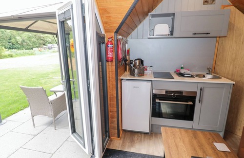 Thorpe Cabaña | Willow Lodge At Bridge Lake Farm & Fishery