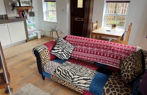 Oldwalls Casa | Willow Mews